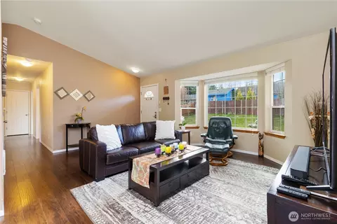 6929 Highland Dr, Everett, WA 98203 photo 8