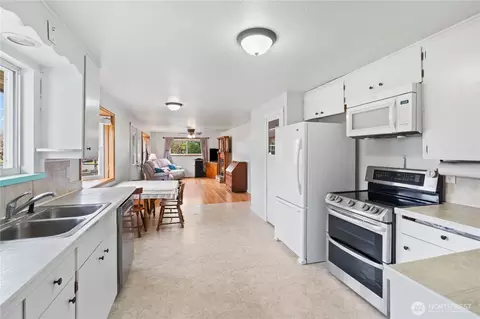 1808 Washington Ave, Enumclaw, WA 98022 photo 8