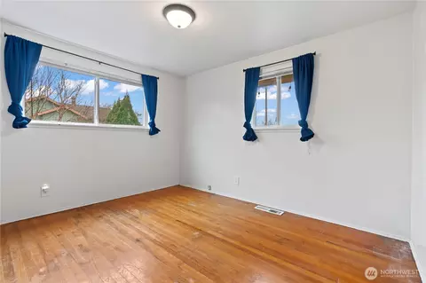 1808 Washington Ave, Enumclaw, WA 98022 photo 17