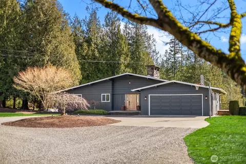 24821 SE 184th St, Maple Valley, WA 98038