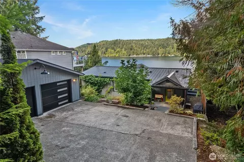 80 E Pebble Beach Ln, Union, WA 98592