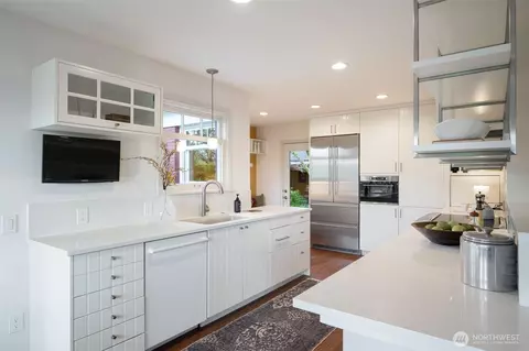Kitchen - 2104 16th Ave E, Seattle, WA 98112 photo 2 of 8