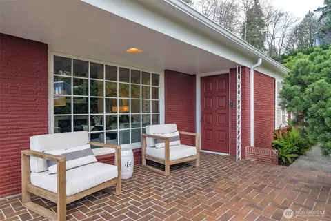 Exterior - 2104 16th Ave E, Seattle, WA 98112 photo 2 of 5