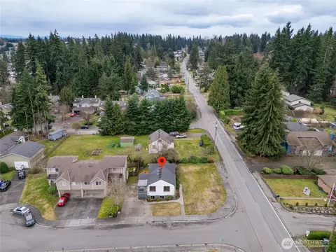 View/Area - 6901 Lower Ridge Rd, Everett, WA 98203 photo 4 of 6