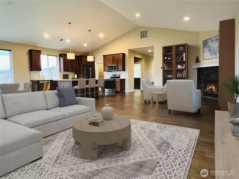Living - 72 Sandness Ct, Sequim, WA 98382 photo 2 of 4