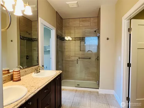 Bath - 72 Sandness Ct, Sequim, WA 98382 photo 2 of 2