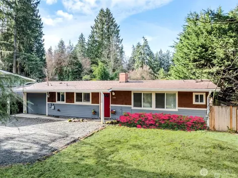 16901 Simonds Rd NE, Kenmore, WA 98028