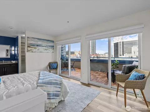 2415 2nd Ave #737, Seattle, WA 98121