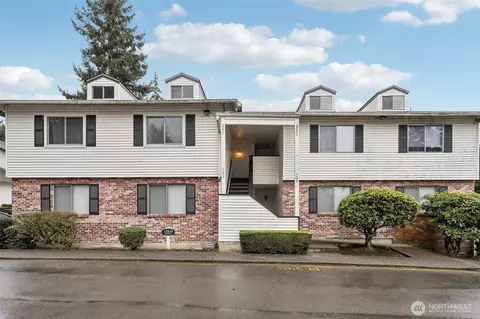 11515 SE 258th St #H201, Kent, WA 98030