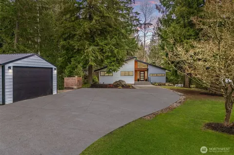 19615 SE 320th St, Kent, WA 98042
