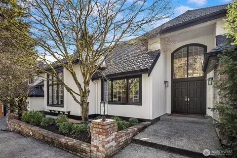 3370 126th Ave NE, Bellevue, WA 98005