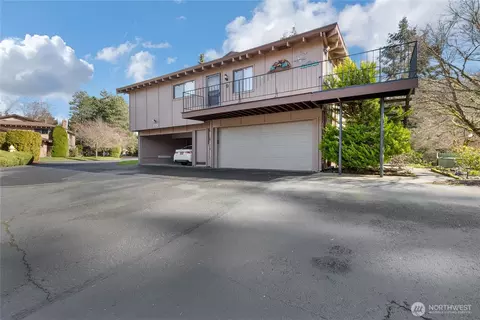 2814 Garden Ct #D, Steilacoom, WA 98388