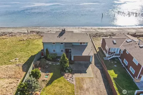 441 Beach Dr, Sequim, WA 98382 photo 4