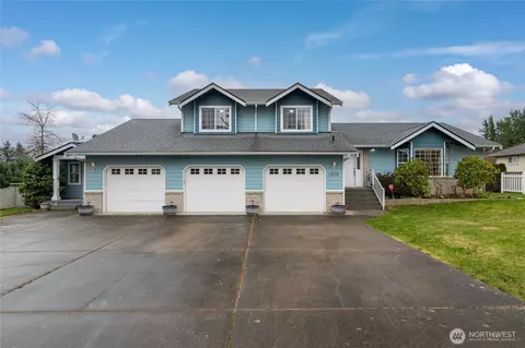 1208 Birchwood Dr, Everson, WA 98247