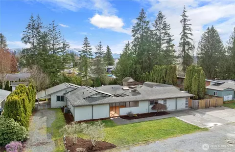 2120 Forest Dr #A & B, Mount Vernon, WA 98273