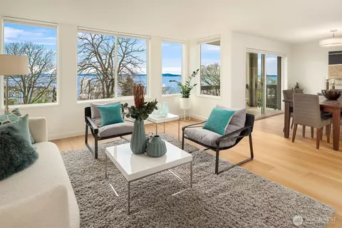 666 W Olympic Pl #202, Seattle, WA 98119