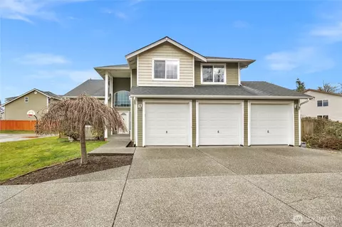 8520 12th Pl SE, Lake Stevens, WA 98258