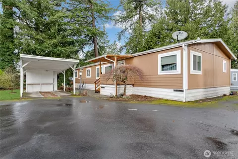900 29th St SE #E-1, Auburn, WA 98002