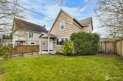 618 S State St, Tacoma, WA 98405