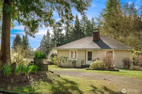 15655 94th Ave SW, Vashon, WA 98070