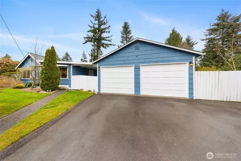 18923 68th Ave W, Lynnwood, WA 98036