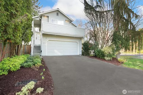 12059 Bartlett Ave NE, Seattle, WA 98125