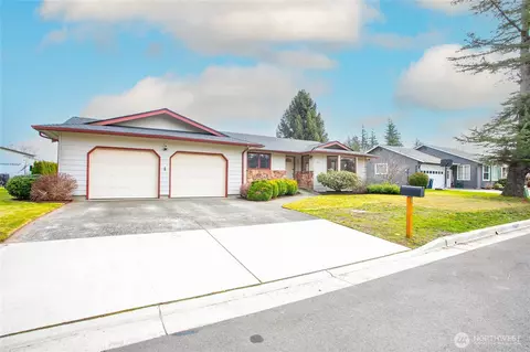 410 17th St, Lynden, WA 98264