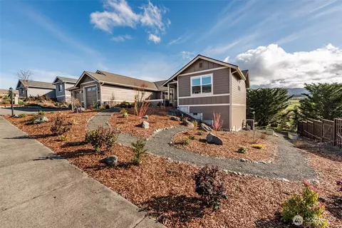 Exterior - 481 Morgison Loop, Sequim, WA 98382 photo 4 of 8