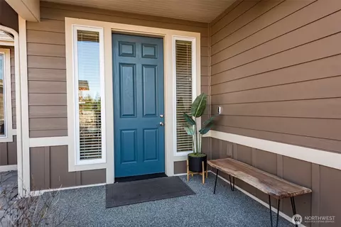 Entry Way - 481 Morgison Loop, Sequim, WA 98382 photo 1 of 3