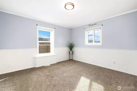 Bedroom - 16410 92nd St E, Sumner, WA 98390 photo 2 of 6