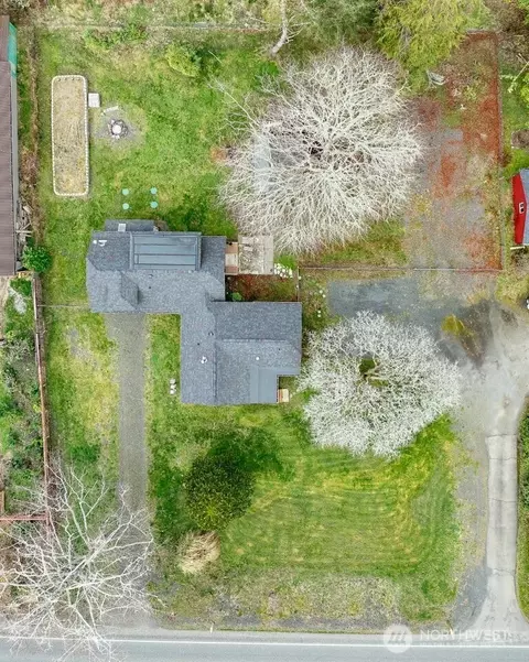 4215 Sandridge Rd, Long Beach, WA 98631