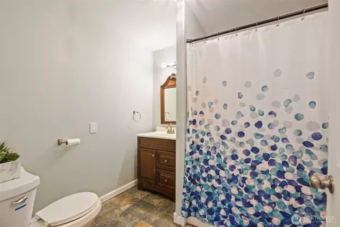 Bath - 4701 S 3rd Ave, Everett, WA 98203 photo 2 of 4