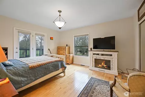 Bedroom - 4701 S 3rd Ave, Everett, WA 98203 photo 1 of 7