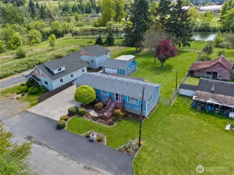 View/Area - 418 E Oakview Ave, Centralia, WA 98531 photo 1 of 3