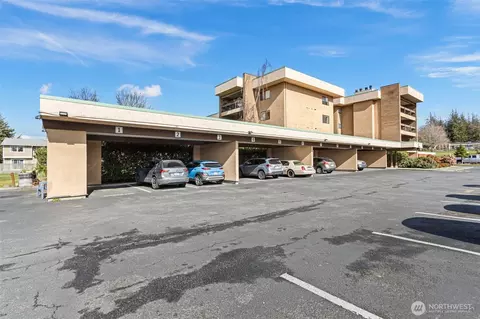 2021 N Laventure Rd #303, Mount Vernon, WA 98273