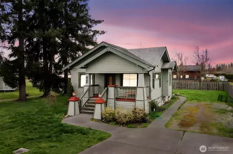 1265 Mchugh Ave, Enumclaw, WA 98022