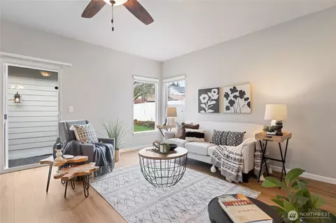 Living - 13496 Summit Ave SE, Monroe, WA 98272 photo 5 of 5