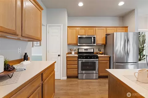 Kitchen - 13496 Summit Ave SE, Monroe, WA 98272 photo 1 of 5