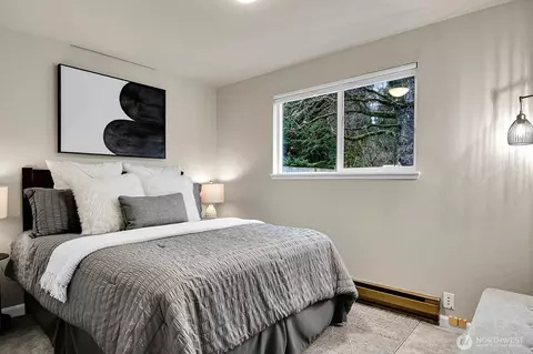 Bedroom - 515 92nd St SE, Everett, WA 98208 photo 2 of 3