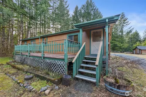 55106 280th Avenue Ct E, Ashford, WA 98304