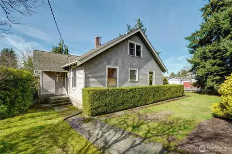 9808 224th St SW, Edmonds, WA 98020
