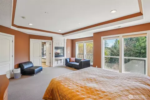 Bedroom - 930 NW Deerfern Loop, Camas, WA 98607 photo 2 of 4