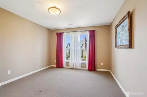 Bedroom - 930 NW Deerfern Loop, Camas, WA 98607 photo 3 of 4