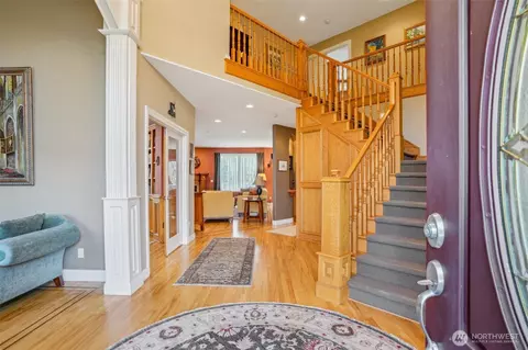 Entry Way - 930 NW Deerfern Loop, Camas, WA 98607 photo 1 of 3