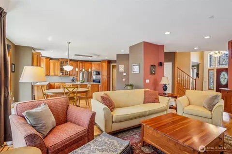 Living - 930 NW Deerfern Loop, Camas, WA 98607 photo 2 of 4