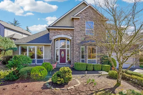 Exterior - 930 NW Deerfern Loop, Camas, WA 98607 photo 2 of 8