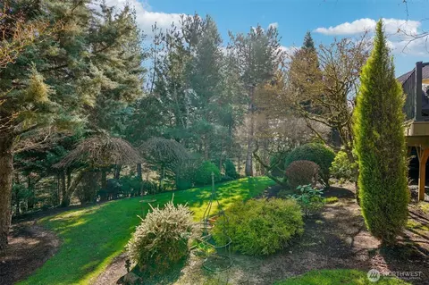 Exterior - 930 NW Deerfern Loop, Camas, WA 98607 photo 5 of 8