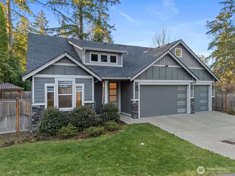 9910 Angle Ln SW, Lakewood, WA 98499