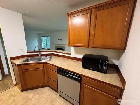 11527 Highway 99 #E201, Everett, WA 98204 photo 14