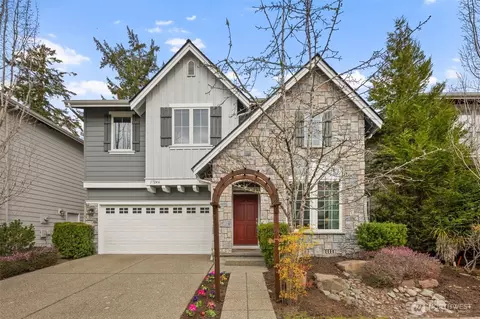 17246 NE 25th Way, Redmond, WA 98052